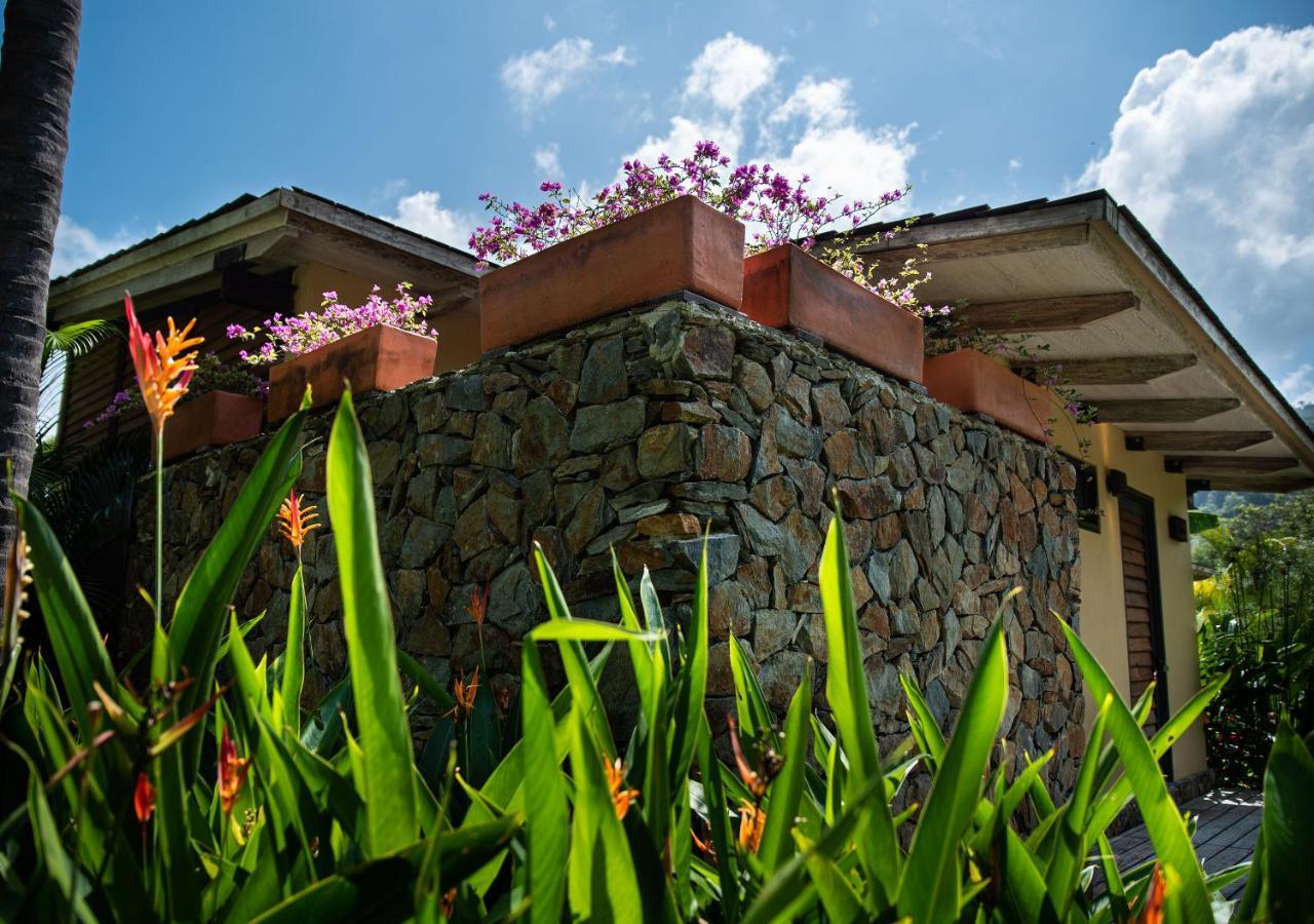 Gardenia Springs Hotel Буритака Екстериор снимка