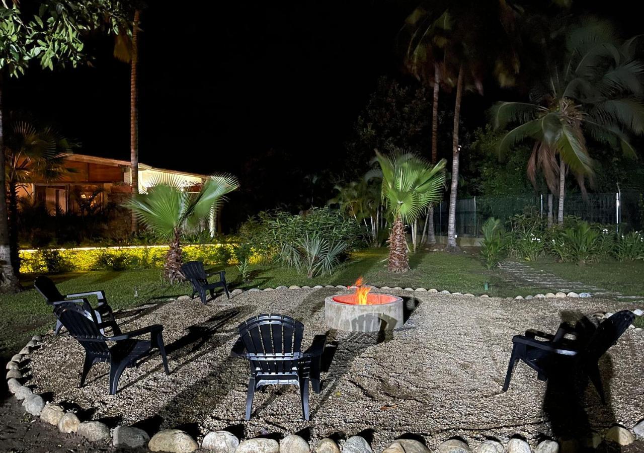 Gardenia Springs Hotel Буритака Екстериор снимка